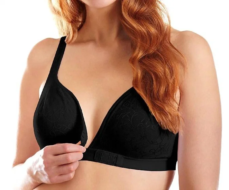 Crossover Front Closure Racer Back Leisure Bra In Black